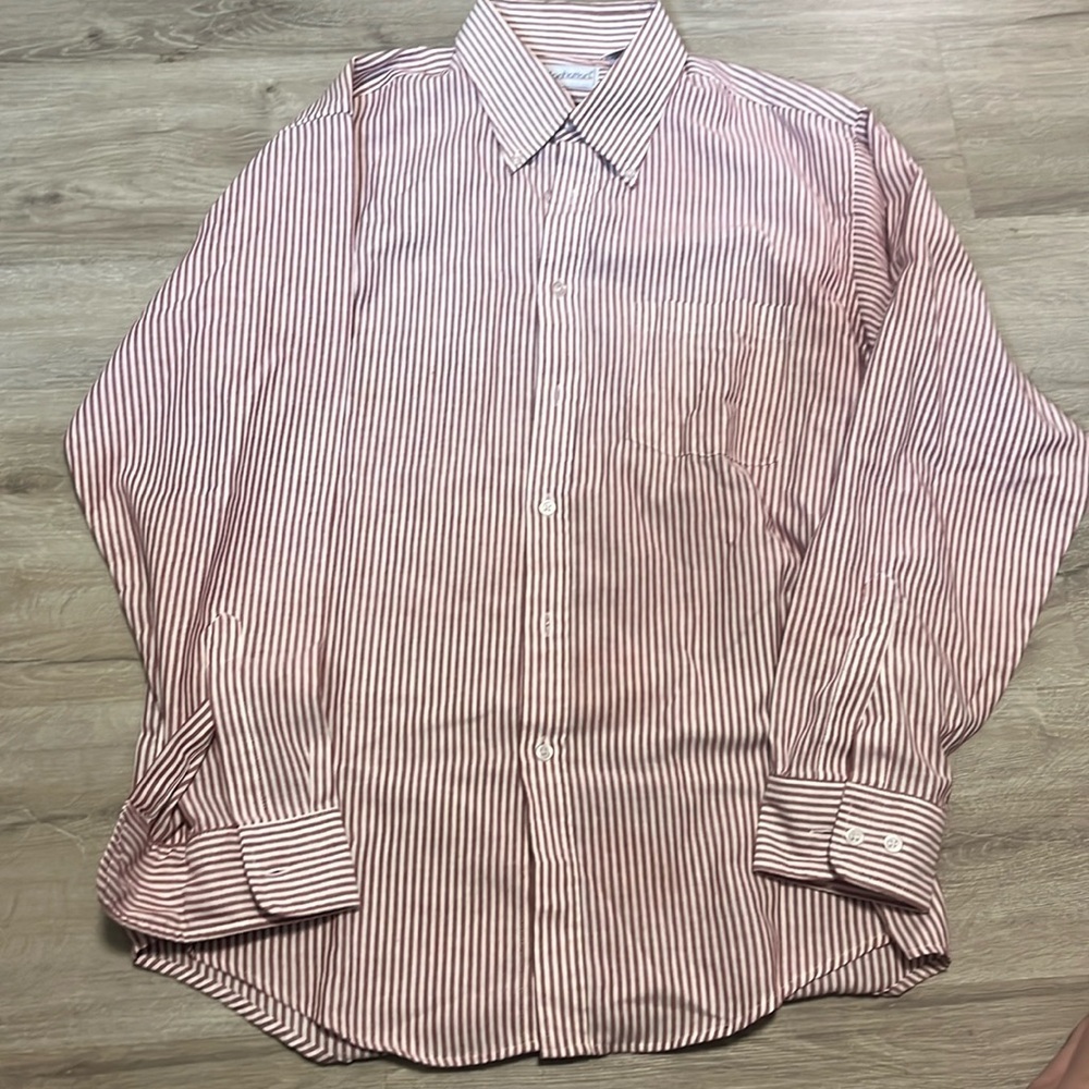 Manhattan button‎ down shirt